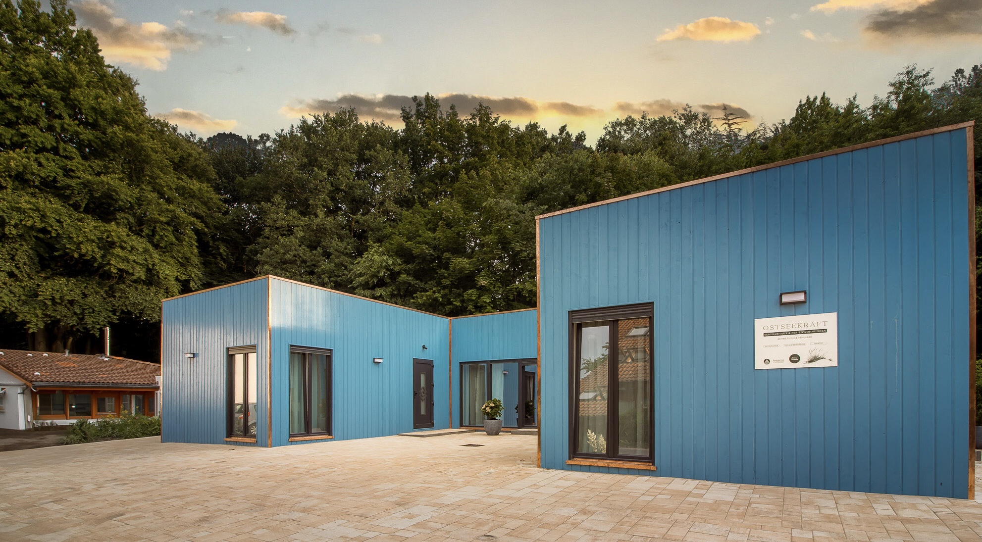 Ostseekraft Osteopathie Ostseekraft Osteopathie – Retreats & Ferienwohnungen an der Ostsee | Raum für Stille & Neubeginn